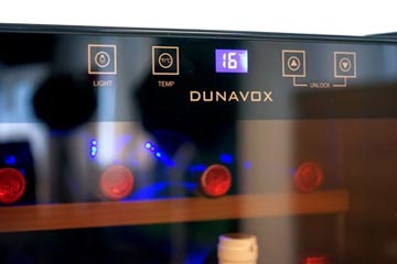 холодильник для вина Dunavox